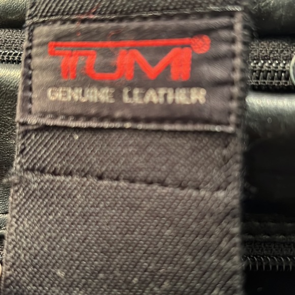 TUMI Large Vintage Travel Computer And Messenger Bag - Picture 3 of 11